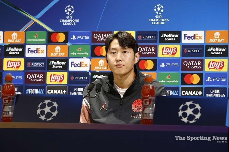 UCL 기자회견에 참석한 이강인. /사진=
