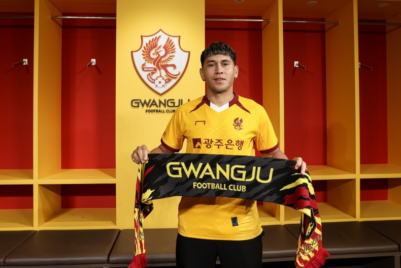 광주FC로 복귀한 헤이스. /사진=광주FC 제공