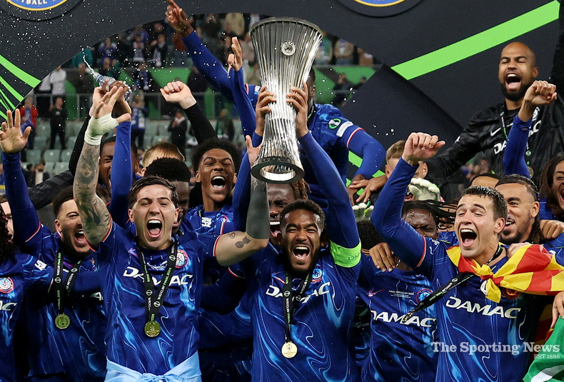 UEFA 컨퍼런스리그 우승한 첼시 선수들 세레머니. /로이터=연합뉴스