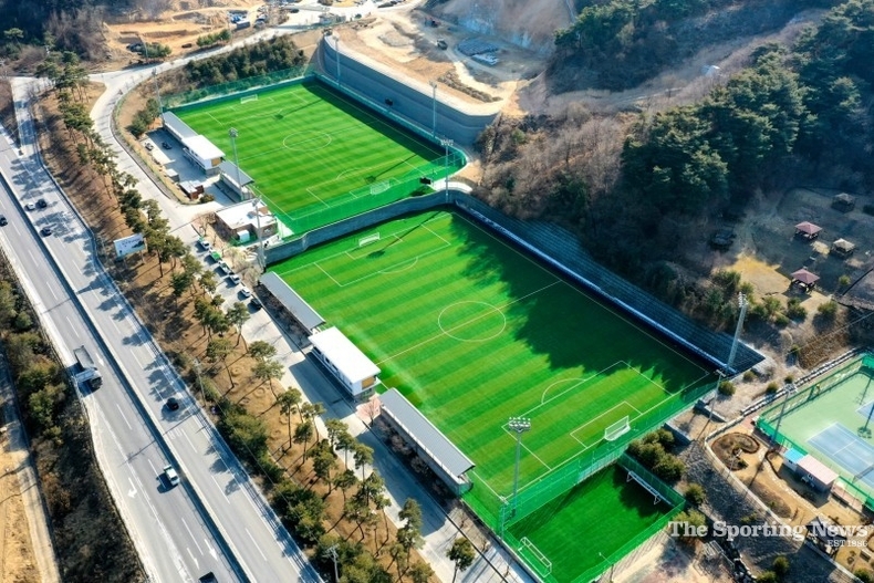 제천축구센터 / 제천시